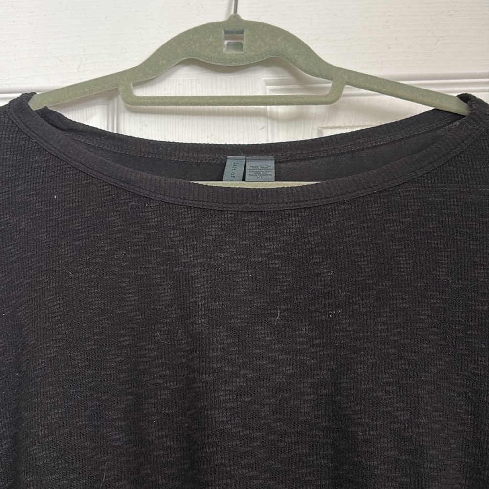 Left Of Center Mixed Media Asymmetrical Hem Shirt, XL, GUC - Picture 3 of 8
